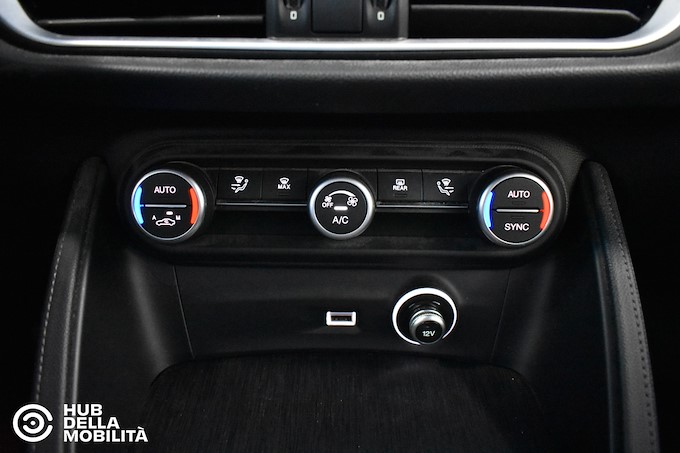 ALFA ROMEO Stelvio 2.2 Turbodiesel 190 CV AT8 Q4 Business